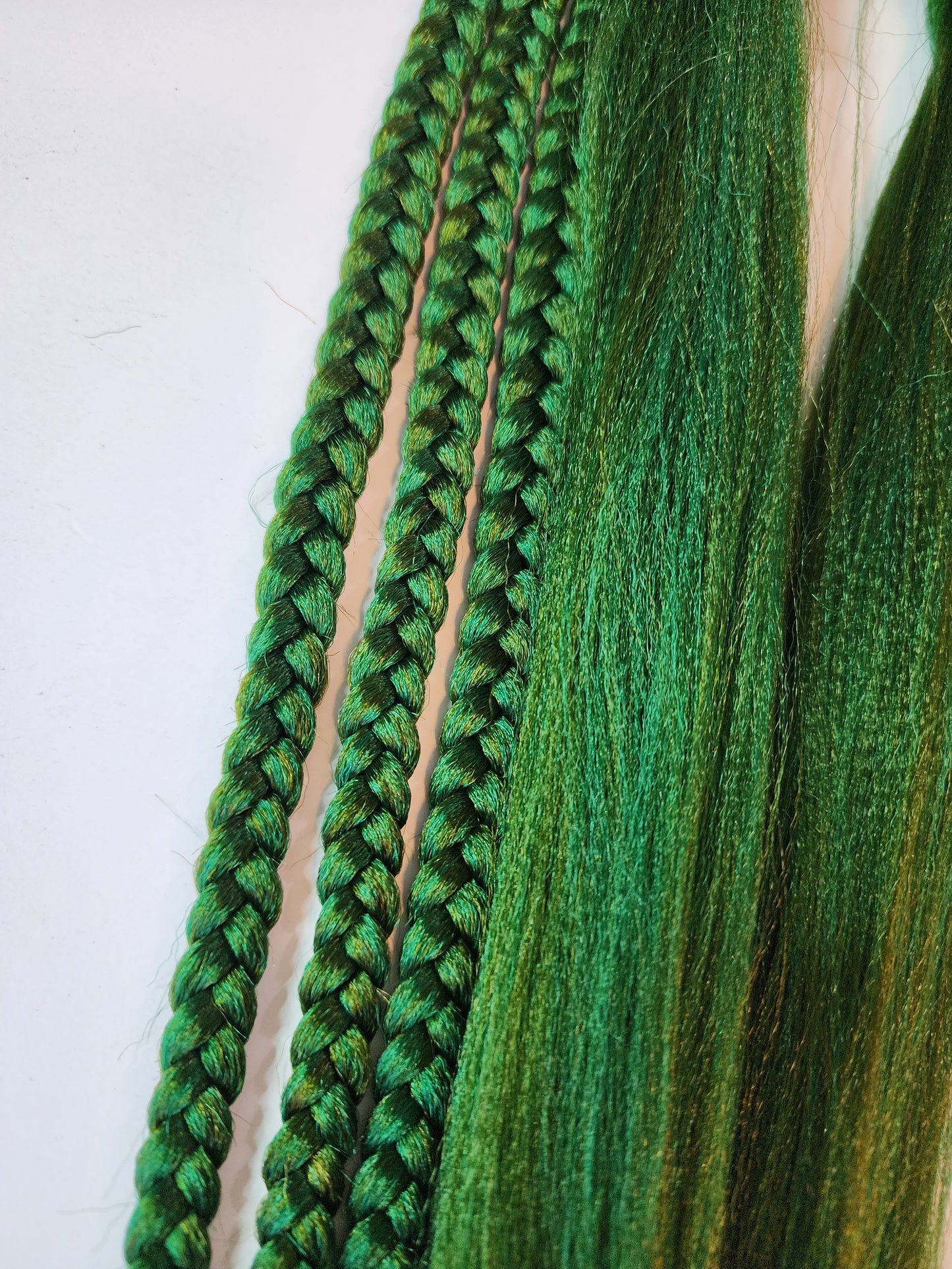 Green Apple Blend green prestretched braiding hair