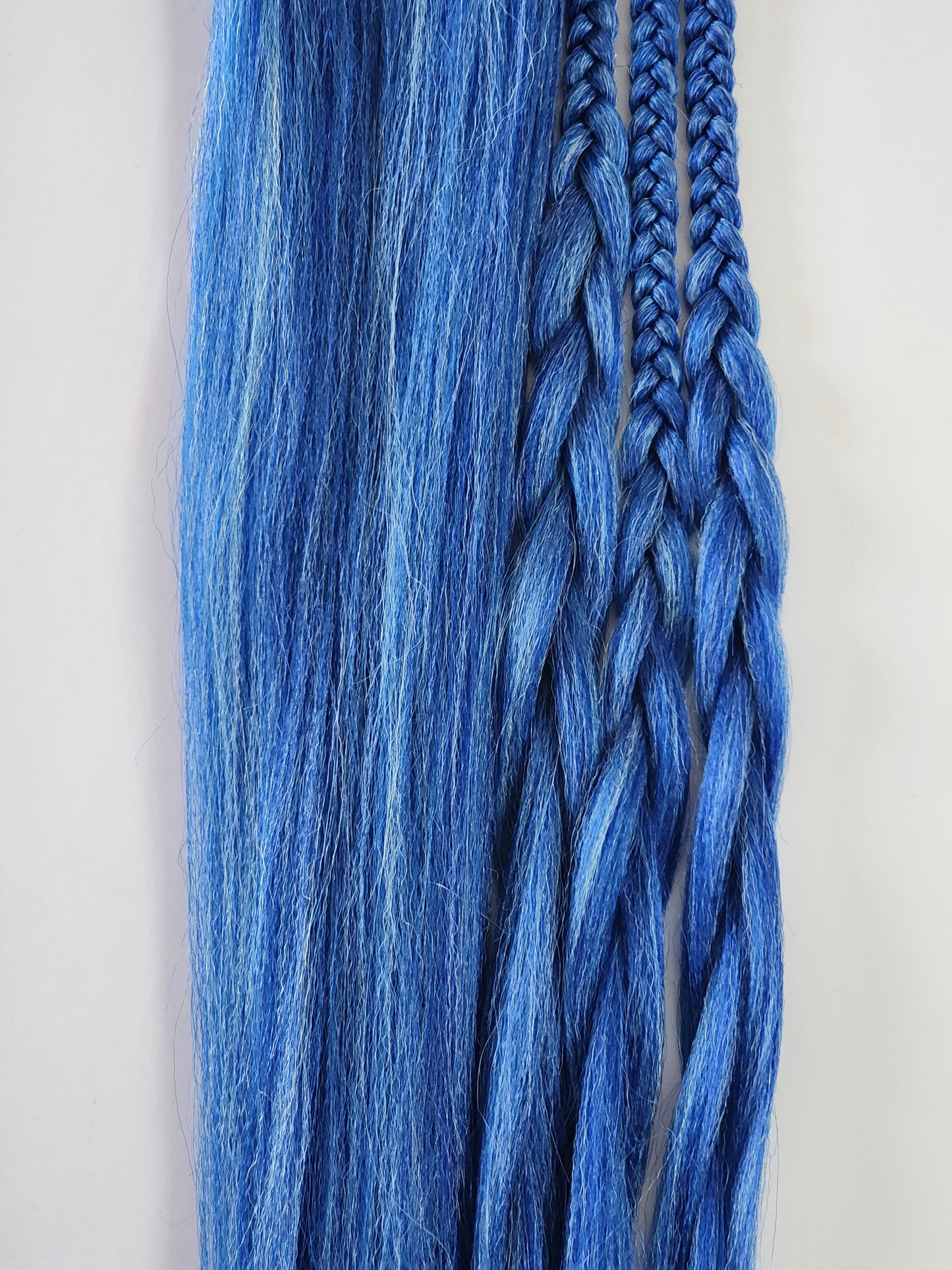 Blue Water Blend prestretched braiding hair