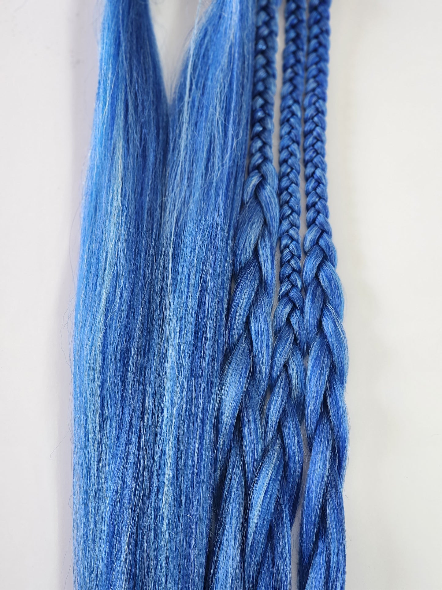 Blue Water Blend prestretched braiding hair