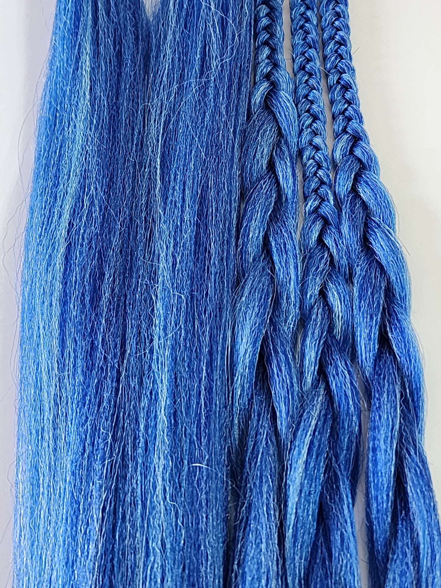 Blue Water Blend prestretched braiding hair
