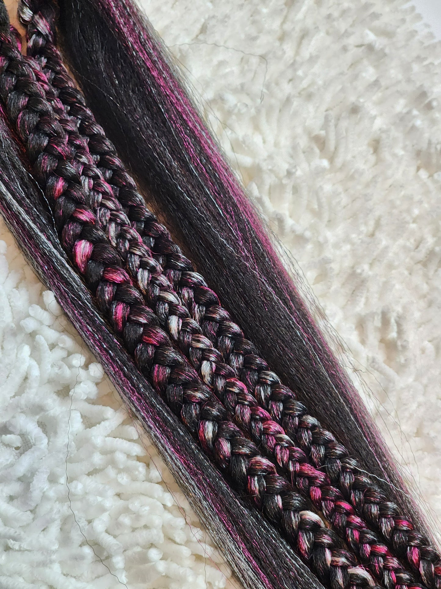 Black Strawberry Swirl Blend black pink white prestretched braiding hair