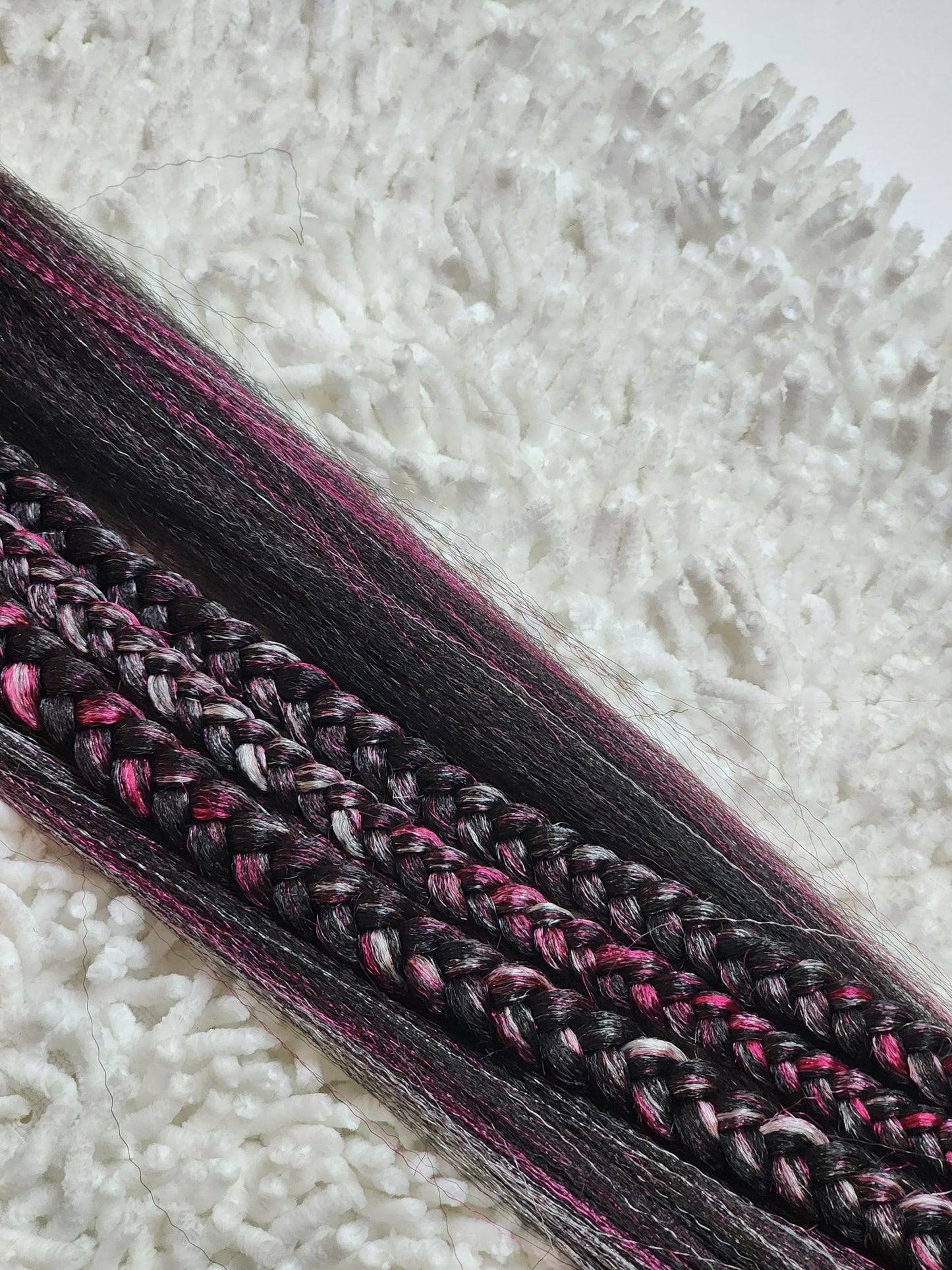 Black Strawberry Swirl Blend black pink white prestretched braiding hair