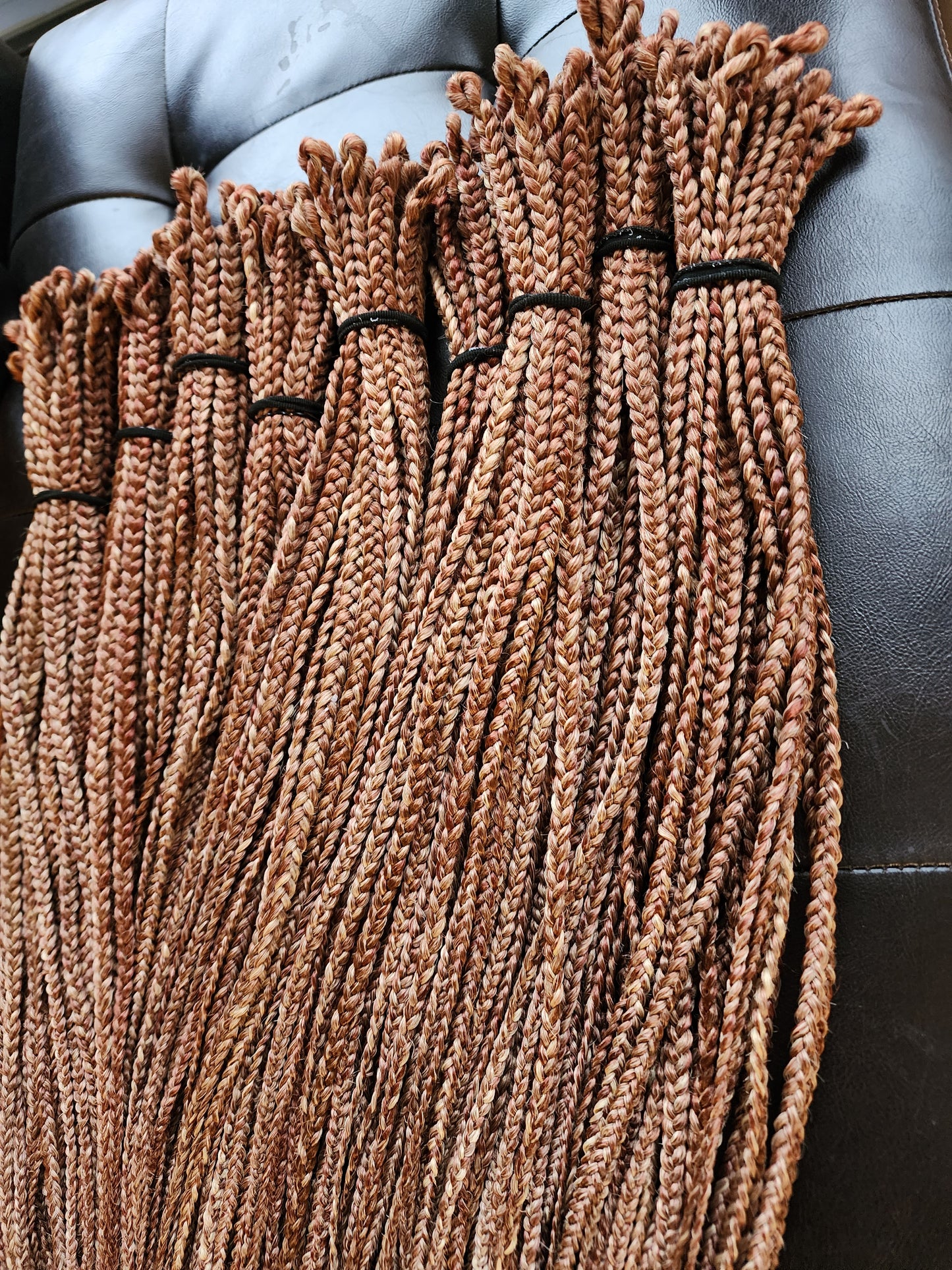Honey Blonde Blend brown blonde crochet braids