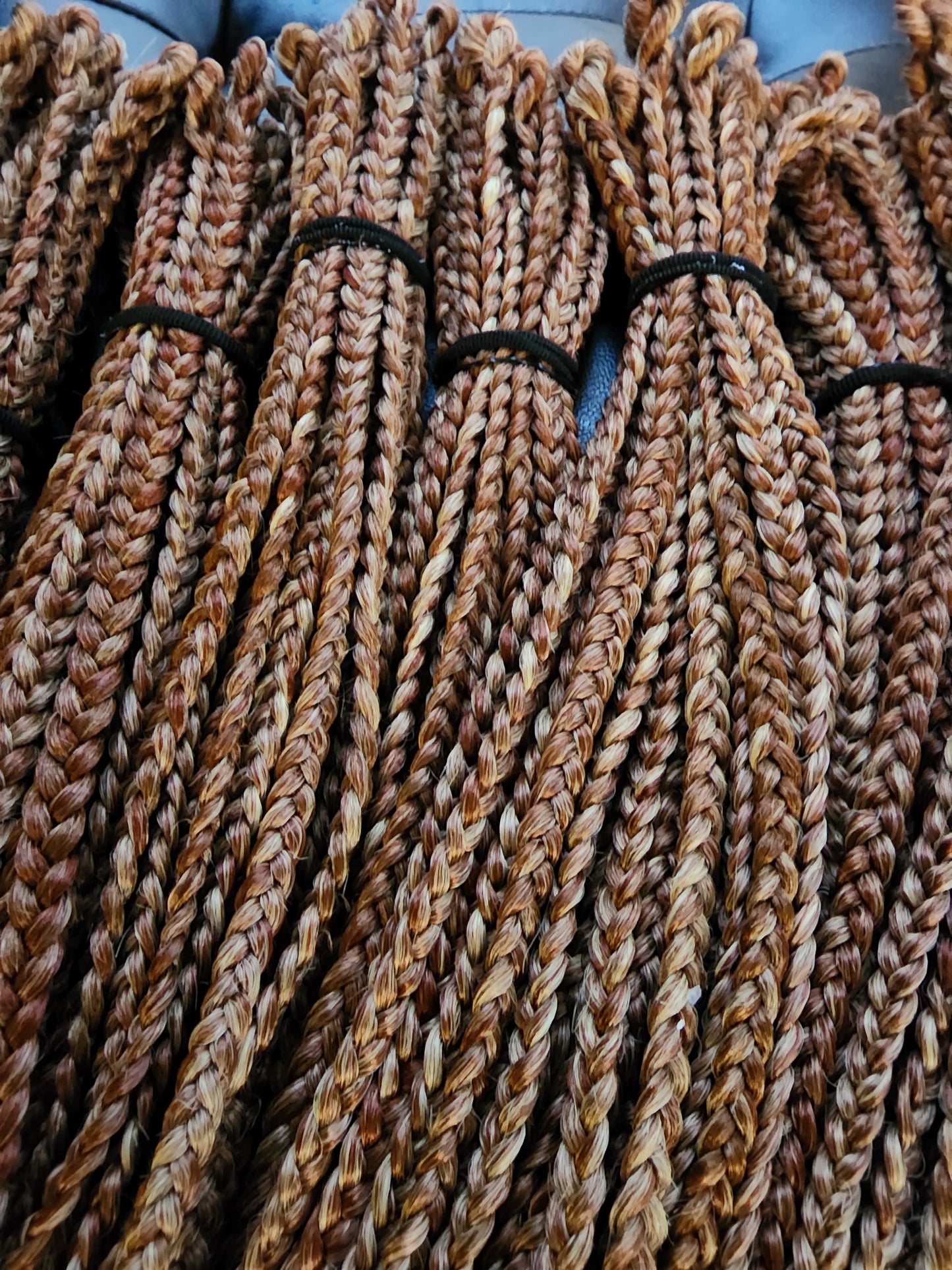 Honey Blonde Blend brown blonde crochet braids
